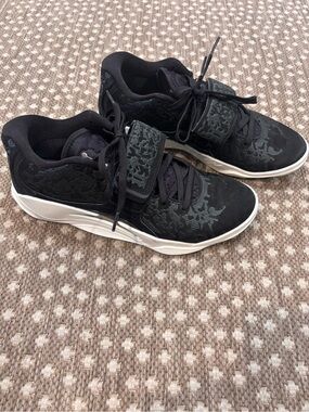 Jordan Zion 3 M.U.D. SE 'Black Dark Ash'